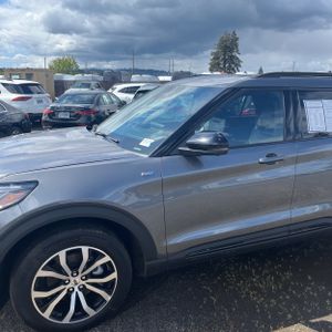 FORD EXPLORER ST-LINE - 2