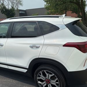 2022 KIA SELTOS SX photo 6