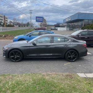 GENESIS G70 2.0T - 3