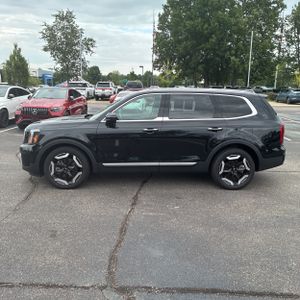 صورة 3 لـ 2025 KIA TELLURIDE S