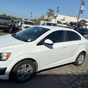 CHEVROLET SONIC LT AUTO - 2