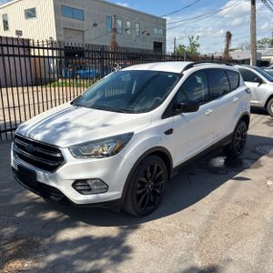 FORD ESCAPE SE - 1