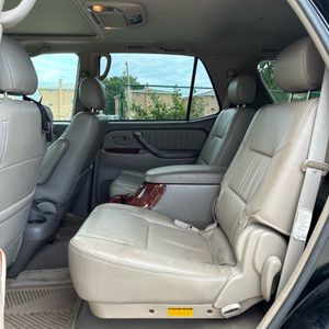 صورة 34 لـ 2006 Toyota SEQUOIA LIMITED
