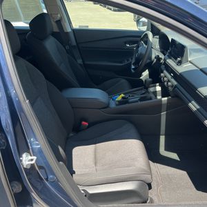 صورة مصغرة 33 لـ 2023 Honda ACCORD EX