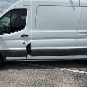 FORD TRANSIT 250 - 4