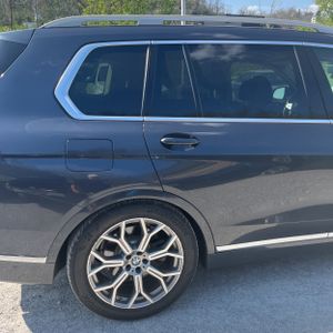 BMW X7 XDRIVE40I - 9
