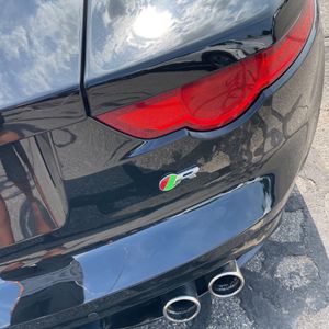 2016 Jaguar F-TYPE R — миниатюра 23