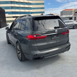 BMW X7 M50I - 5