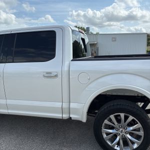 FORD F-150 LARIAT - 6