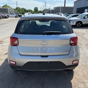 HYUNDAI VENUE SEL - 7