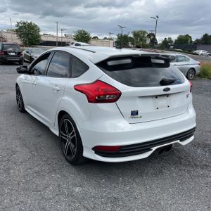 صورة 5 لـ 2017 FORD FOCUS ST