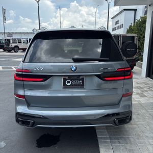 2026 BMW X7 XDRIVE40I photo 7