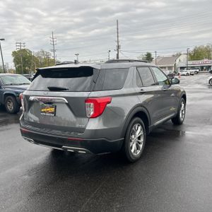 FORD EXPLORER XLT - 8