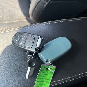 2019 JEEP CHEROKEE LIMITED — миниатюра 54