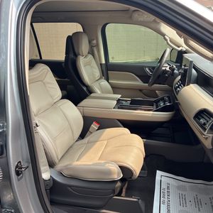2023 Lincoln NAVIGATOR RESERVE 照片 32