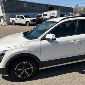 KIA NIRO PLUG-IN HYBRID EX - 2