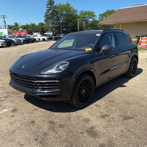 2020 Porsche CAYENNE BASE — фото 1