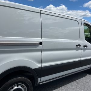 FORD TRANSIT 150 - 9