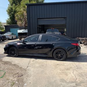 2025 Toyota CAMRY SE 照片 3