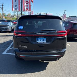 CHRYSLER PACIFICA SELECT - 7