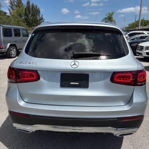 MERCEDES-BENZ GLC - 7