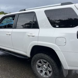 TOYOTA 4RUNNER - 6