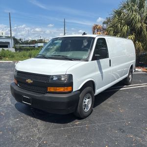 CHEVROLET EXPRESS 3500 - 1