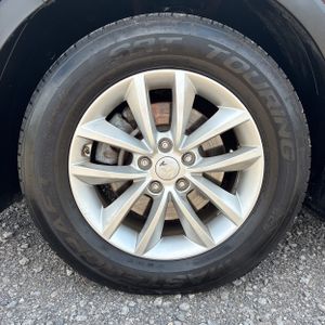 صورة مصغرة 17 لـ 2018 KIA SORENTO LX