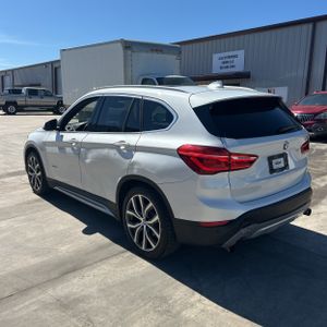 BMW X1 XDRIVE28I - 4