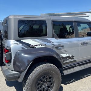 FORD BRONCO RAPTOR - 9