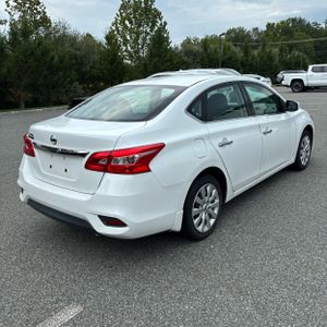 2017 Nissan SENTRA S 照片 8