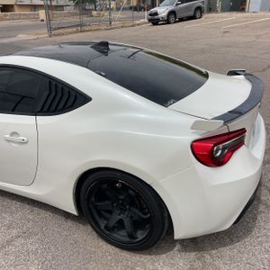 SUBARU BRZ PREMIUM - 6