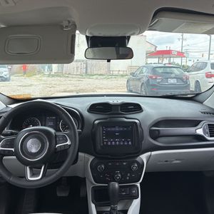 2019 JEEP RENEGADE LATITUDE — миниатюра 36