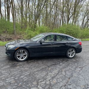 BMW 330I GRAN TURISMO XDRIVE - 3