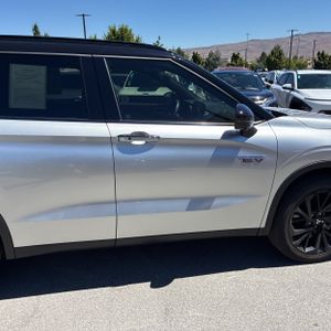 صورة مصغرة 11 لـ 2025 Mitsubishi OUTLANDER PHEV SEL BLACK EDITION