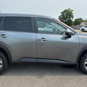 صورة مصغرة 11 لـ 2023 Nissan ROGUE SV