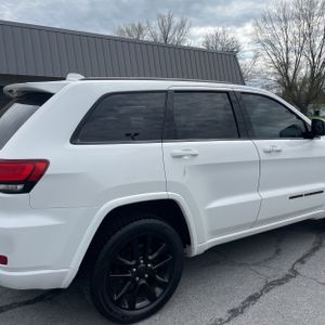 JEEP GRAND CHEROKEE ALTITUDE - 9
