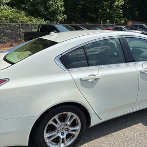 صورة 9 لـ 2010 Acura TL BASE