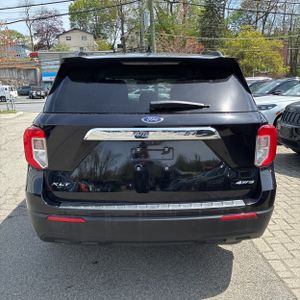 FORD EXPLORER XLT - 7