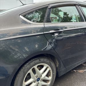 FORD FUSION SE - 9