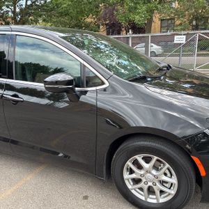 2025 Chrysler PACIFICA SELECT thumbnail 13