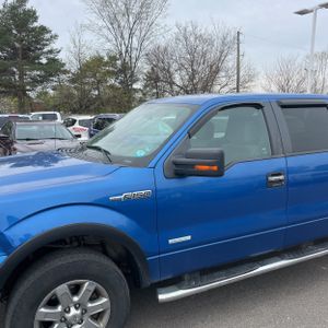 FORD F-150 XLT - 2