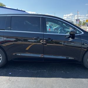 2026 Chrysler PACIFICA SELECT — миниатюра 11