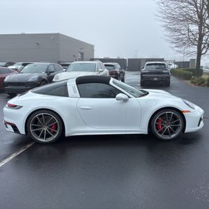 PORSCHE 911 TARGA 4S - 10