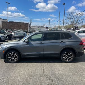 VOLKSWAGEN TIGUAN S 4MOTION - 3