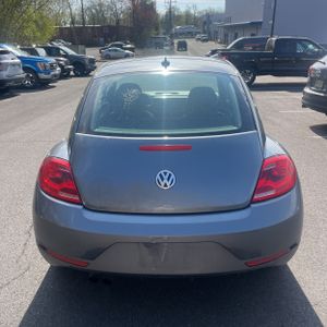 VOLKSWAGEN BEETLE 1.8T - 7