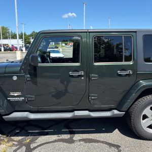 صورة 4 لـ 2011 JEEP WRANGLER UNLIMITED SAHARA