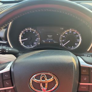 صورة مصغرة 40 لـ 2023 Toyota HIGHLANDER XLE