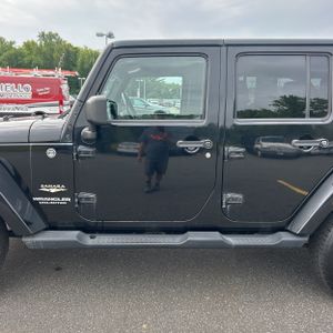 2008 JEEP WRANGLER UNLIMITED SAHARA — фото 4