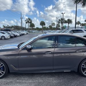 BMW 5 SERIES M550I XDRIVE - 4